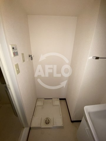 グランガーデン足代新町の洗面所|グランガーデン足代新町　室内洗濯機置き場