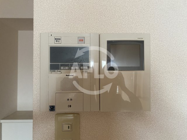 グランガーデン足代新町のセキュリティ|グランガーデン足代新町　TVモニター付きインターホン