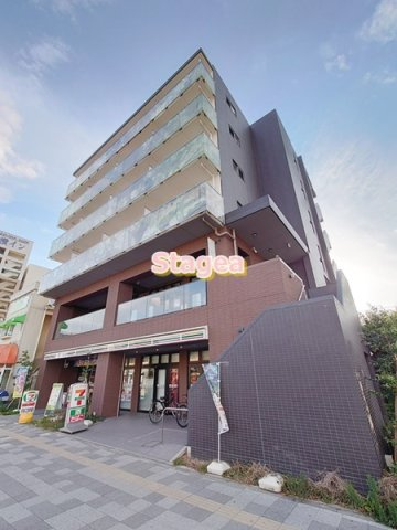 ロイヤルブルーム