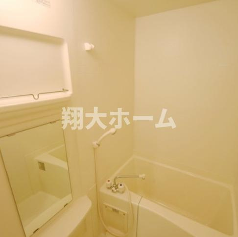 ヴィサージュ東日暮里の浴室