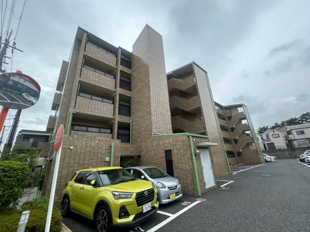 レフィナード（広田町）