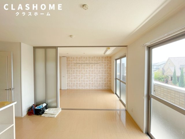 Ｆ<エフ>　　刈谷市近郊の賃貸はクラスホーム刈谷店の居間・リビング|同物件の別部屋になります。