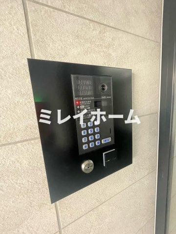 ドゥーエ梅屋敷のセキュリティ|同建物内、別のお部屋の参考写真になります。