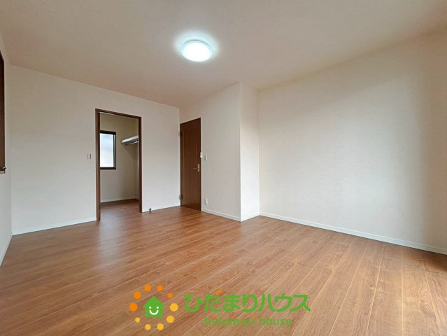 古河市けやき平1丁目　中古一戸建ての収納
