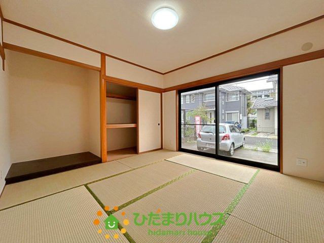 古河市けやき平1丁目　中古一戸建ての収納