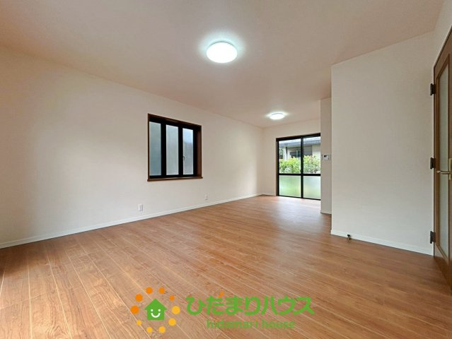 古河市けやき平1丁目　中古一戸建ての居間・リビング