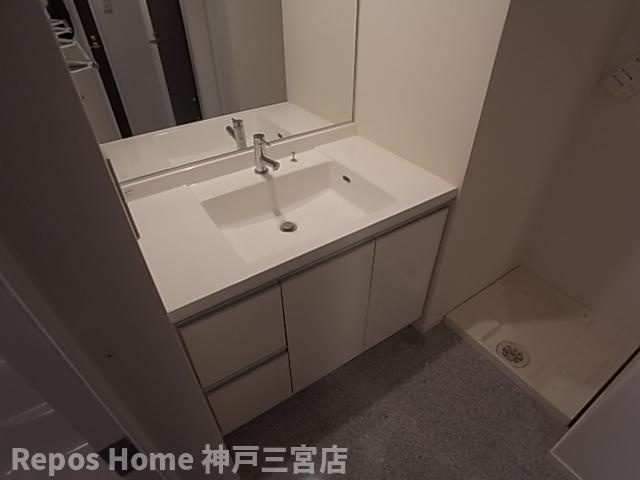 プレジール三ノ宮Ⅱの洗面所