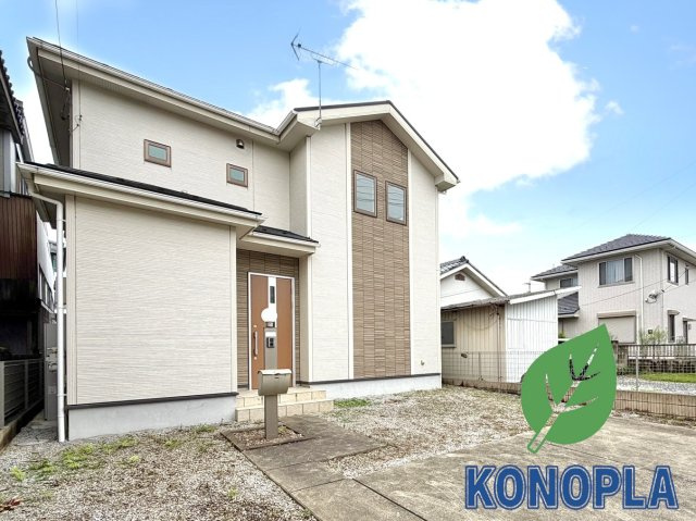 【中古戸建】本庄市小島3丁目　の外観|■外観｜ここから始まる「日常」はご家族にとってかけがえのない時間となります。少しでも豊かに、快適に。
