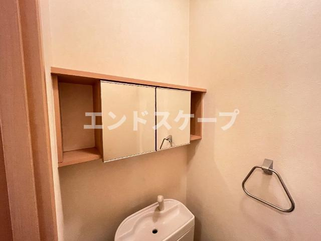 グランチェスタ　恵の収納|トイレ収納
高崎、前橋のお部屋探しはエンドスケープまで！お客様の理想お聞かせ下さい♪