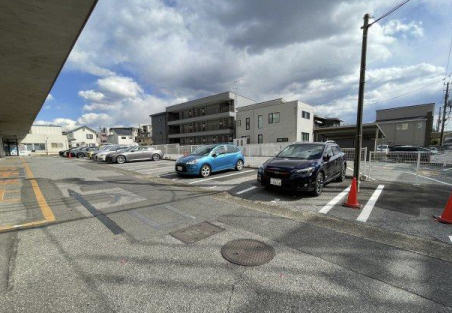 ハイム柏洋の駐車場