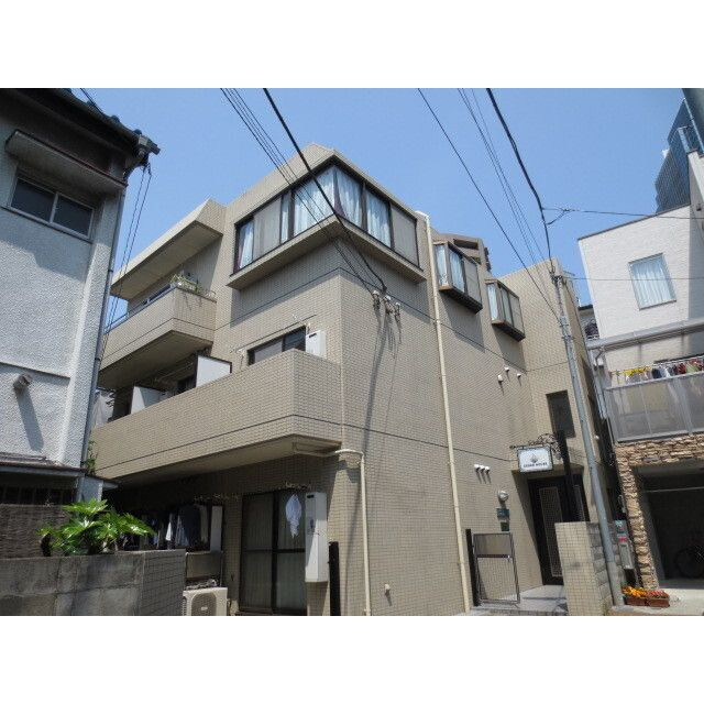 シーダーハウスの外観|お電話でお問い合わせを頂くとスムーズです♪