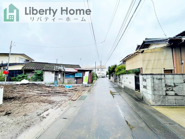 土浦市中村南第12　新築戸建の前面道路含む現地写真