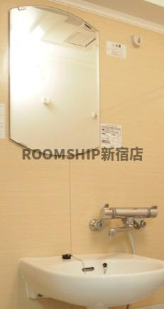 ルーブル中野沼袋の洗面所
