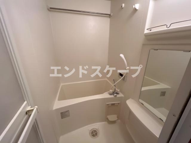 アザレアの浴室|ユニットバス
高崎、前橋のお部屋探しはエンドスケープまで！お客様の理想お聞かせ下さい♪