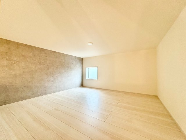 《仲介手数料半額》上尾市領家3期　全4棟　2号棟の収納|ロフト