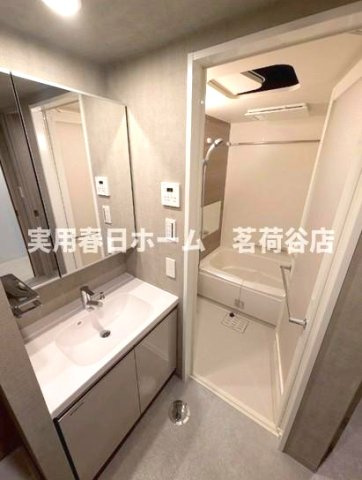【洗面所】