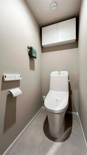 ヴェルティ中野のトイレ|ヴェルティ中野：ウォシュレット機能付きトイレです！