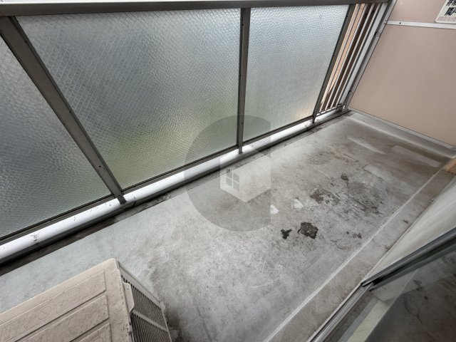 シャルム小阪3番館のバルコニー