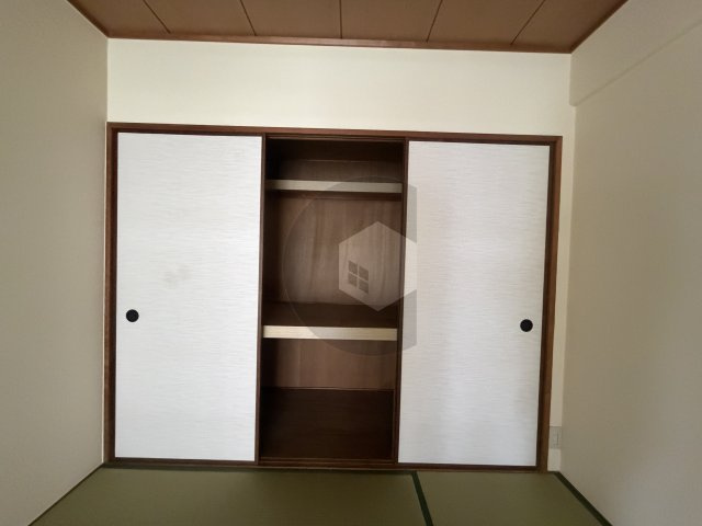 シャルム小阪参番館の収納