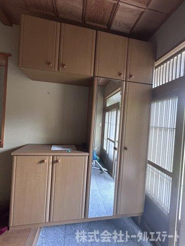 下関市豊浦町川棚　中古一戸建ての玄関