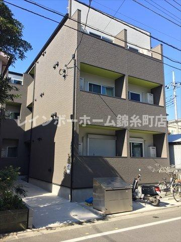 シュテルン新小岩のエントランス