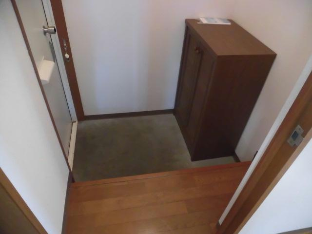 コンフォート16（北1丁目）の玄関