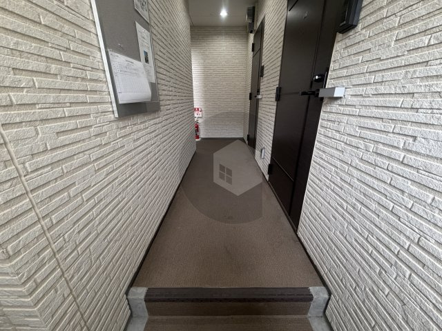 F asecia 岩田のロビー