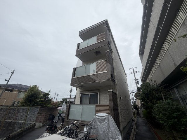 F asecia 岩田