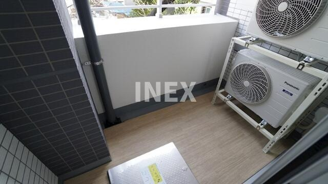 メインステージ横濱真金町のバルコニー
