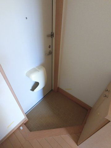 ユイマール末広の玄関