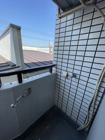 バードヒル古川橋のバルコニー|(参考)同マンション他部屋の写真
