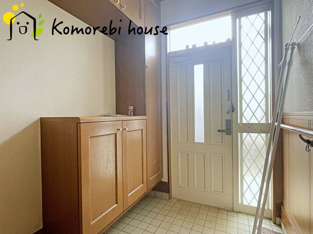 桶川市上日出谷南　２期　中古戸建の玄関|シンプルで使いやすい玄関です
