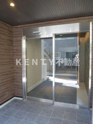 【エントランス】 | サカエ　レジデンス | 建物の内部です