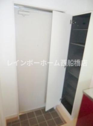 ソレイユ津田沼の玄関