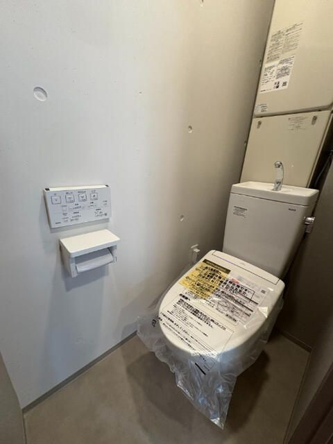 ＴＡＳＵＫＩ　ＲＩＣＨＥＳＳＥ　ＳＥＮＫＡＷＡのトイレ