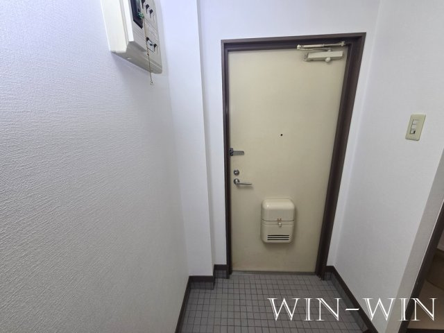 ライフコートの玄関
