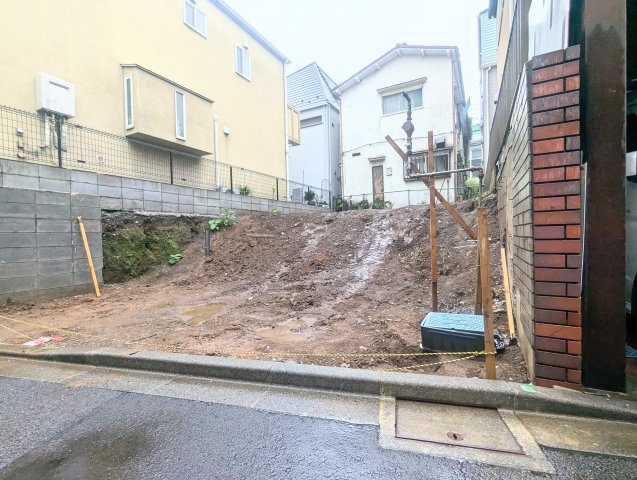 中野区中央2丁目　新築戸建の前面道路含む現地写真|2026.09.07撮影