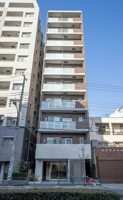 ディアレイシャス西大島駅前の外観