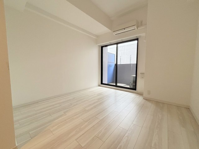 S-RESIDENCE新大阪WESTの居間・リビング