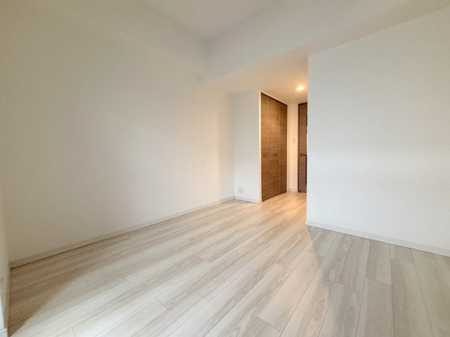 S-RESIDENCE新大阪WESTの洋室