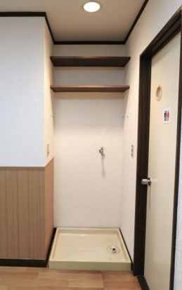 クイーンフィールドの洗面所|スペースが確保できる洗面所です