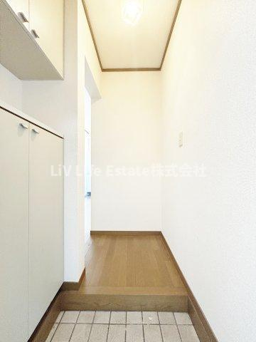 マロンクラッセＥ棟の玄関