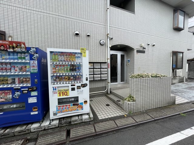 【エントランス】