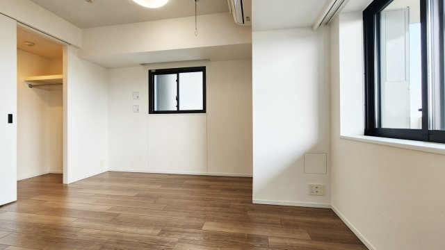 プライムメゾン江古田の杜イーストの洋室|洋室6.7帖
