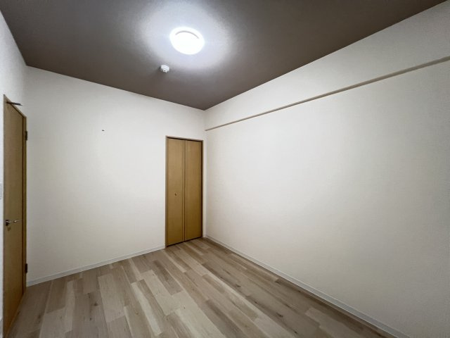 グランヴェルビュ大和八木の寝室|洋室5.8帖