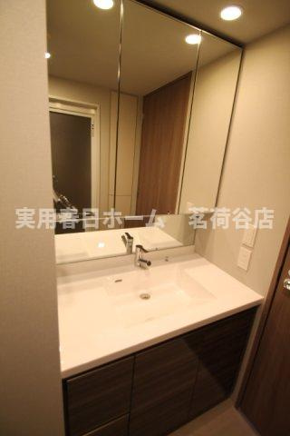 【洗面所】