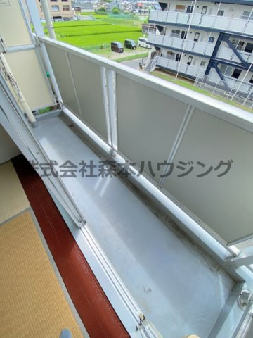 【バルコニー】 | 　ビレッジハウス春日Ⅰ　6号棟 | 広々としたバルコニーです