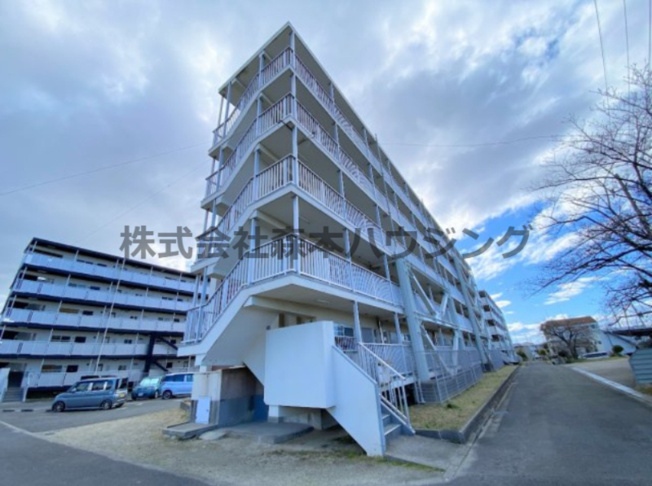 【外観】 | 　ビレッジハウス春日Ⅰ　6号棟 | 落ち着いた雰囲気の外観です