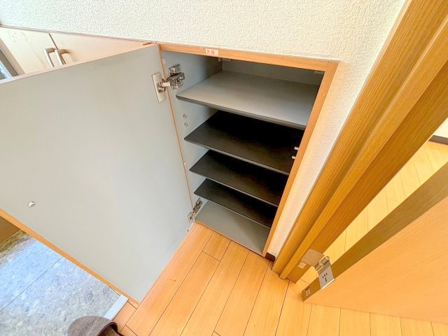 ミスターK上新庄の収納