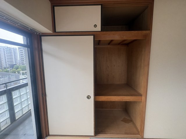 一力グランドマンションの収納